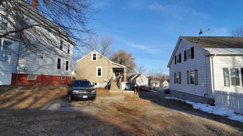 22 Union St, Somersworth, NH 03878-3208