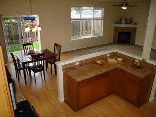 278 Skyler Dr, Woodburn OR  97071-1212 exterior