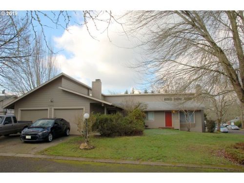 10890 Garden Park Pl, Portland OR  97223-3976 exterior