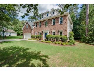 2565 Falcon Creek Ct, Suwanee, GA 30024-2963