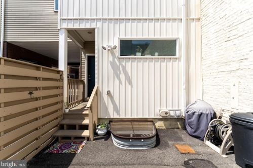 2341 Gordon St, Philadelphia PA 19132-4632 exterior