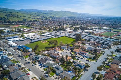 299 Duarte Ct, Milpitas, CA 95035-3210