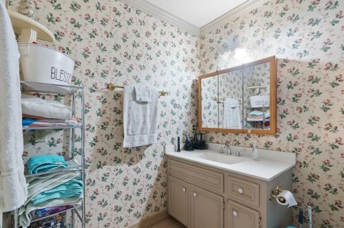 200 Blisard Rd, Webberville TX 78621-5018 exterior