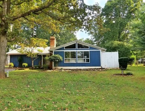 110 Forest Dale Dr, Forest, VA 24551-2612