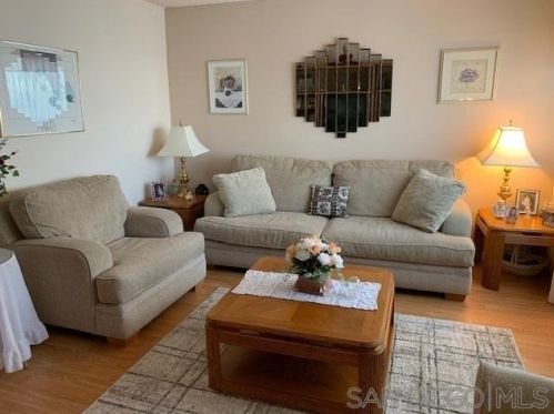 3258 Isabella Dr, Oceanside, CA 92056-3911