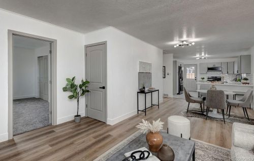995 King St, Denver CO  80204-3112 exterior