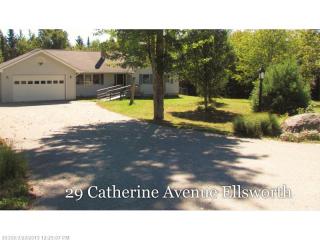 29 Catherine Ave, Waltham, ME 04605-2782