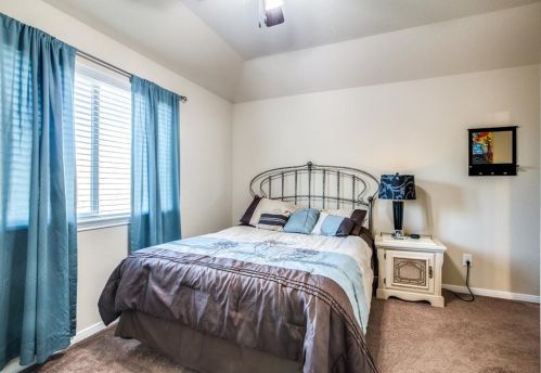 2402 Winter Trl Dr, Conroe TX  77304-2160 exterior