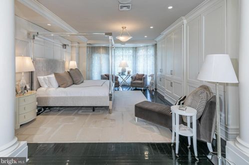 110 Brooks Bnd, Princeton NJ  08540-7545 exterior