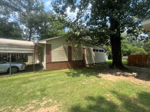312 Bernard Dr, Warner Robins, GA 31093-3151