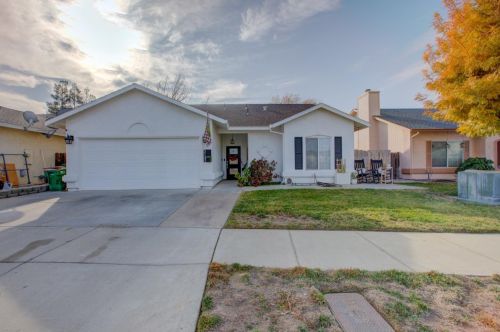 3123 Bea Dr, Merced, CA 95348-9397