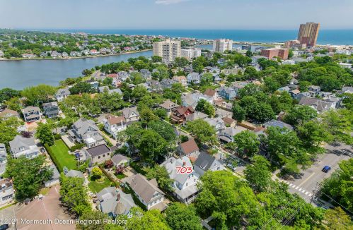 703 6 Ave, Tinton Falls NJ 07712-5348 exterior