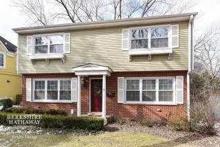 602 Justina St, Oak Brook IL  60521-2423 exterior