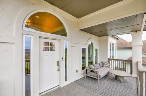 6615 Candle Ridge Cv, Austin TX  78731-2850 exterior