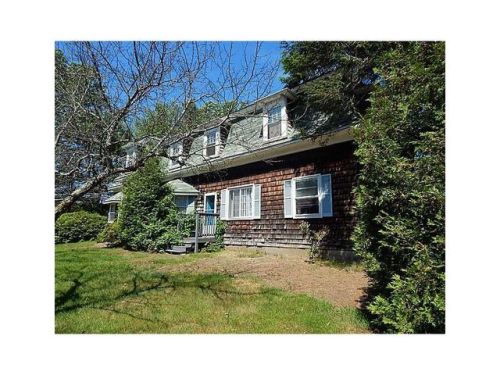 26 Chapel St, Burrillville, RI 02830-1307