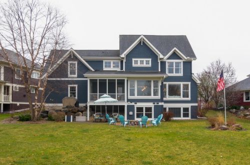 15736 Diamond Way, Saint Paul MN  55124-6897 exterior