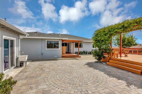 1924 Marineview Dr, San Leandro CA 94577-5315 exterior
