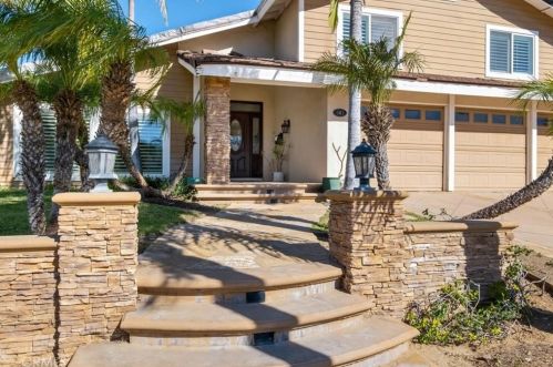 501 Six Nations Ave, Placentia, CA 92870-1544