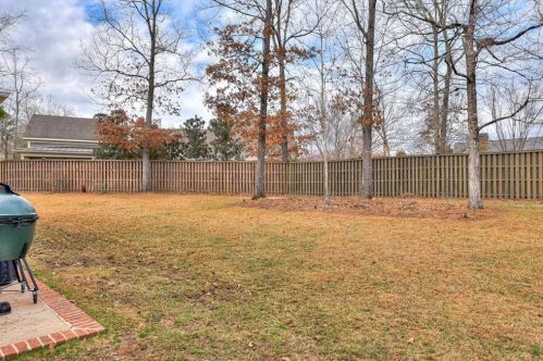 1045 Peninsula Xing, Evans GA  30809-4330 exterior