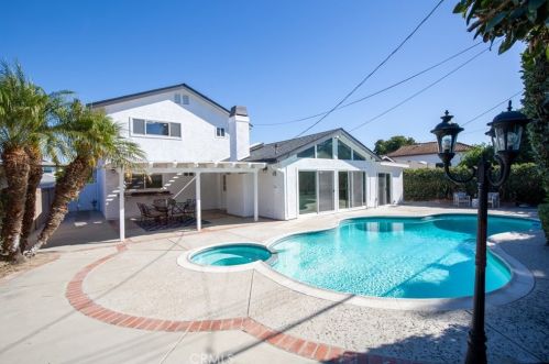 17353 Ash St, Santa Ana CA  92708-3413 exterior