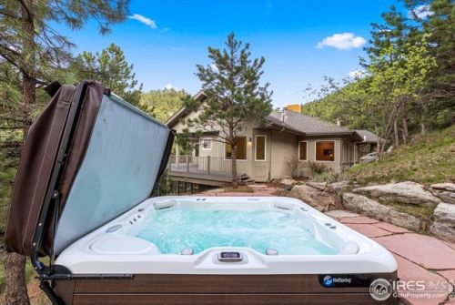 500 Timber Ln, Boulder CO  80304-0484 exterior