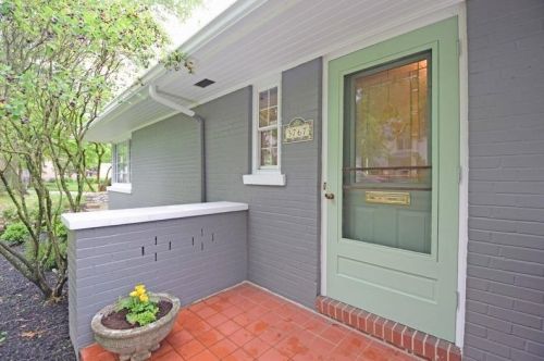 3767 Broadview Dr, Cincinnati, OH 45208-1903