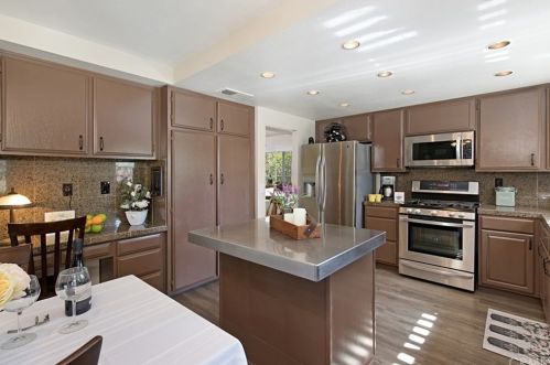 11109 Middleborough Rd, Riverside CA  92503-5814 exterior