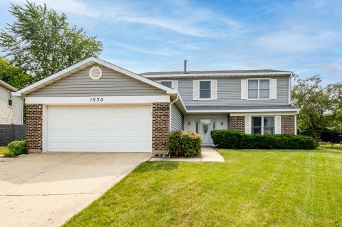 1930 Harvest Ln, Glendale Heights, IL 60139-1977