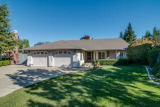 4339 Mountain Glen Ct, Redding, CA 96001-6138