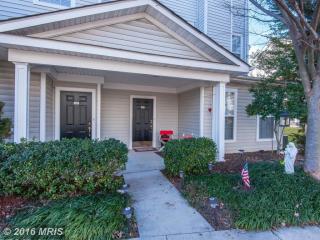 2420 Coopers Branch Ct, Herndon, VA 20171-4818