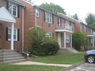 25 Grandview Dr, Farmington, CT 06032-1331