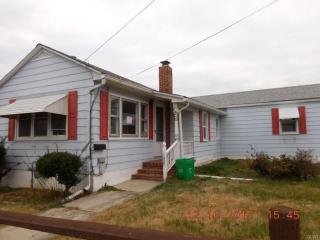 1220 Halstead St, Allentown PA  18103-3587 exterior