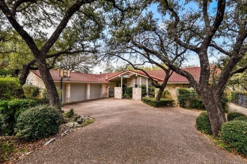 122 Crest View Dr, Austin TX  78734-5208 exterior