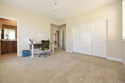 106 Long Fence, Irvine CA  92602-1807 exterior