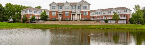 358 Country Club Dr, Wheeling IL  60070-2570 exterior