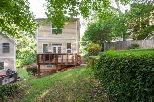 1886 Marietta Rd, Atlanta GA  30318-2764 exterior