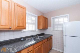 1427 Lorenzo Dr, Atlanta GA  30310-3949 exterior