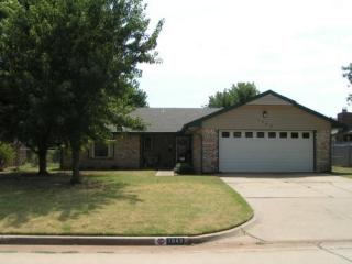 1042 Windsor Way, Mustang, OK 73064-2120