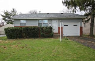 2025 Case Rd, Columbus, OH 43235-7526