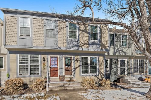 9735 Cornell Pl, Denver, CO 80227-4335