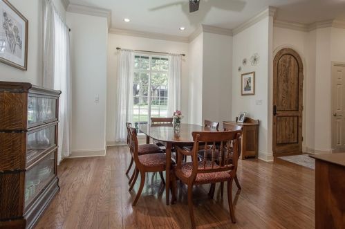 3702 Crestline Rd, Fort Worth TX  76107-3334 exterior