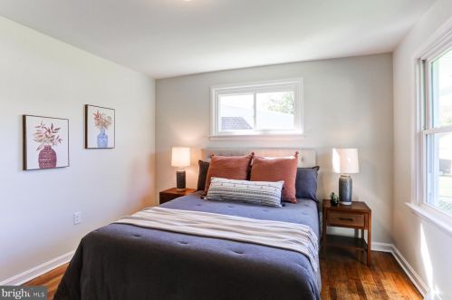 86 Victoria Ln, Lancaster PA  exterior