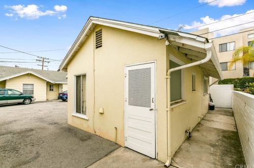 438 Ivy St, Glendale CA  91204-1272 exterior