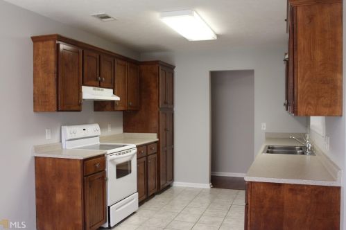 2004 Chestnut Ct, Statesboro, GA 30458-8726