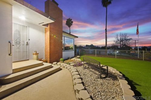 1311 Peerless Dr, El Cajon, CA 92021-3422