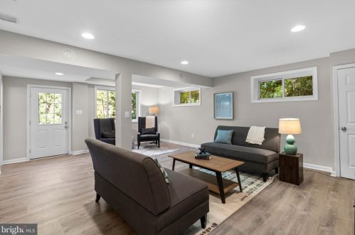 9308 2 Ave, Silver Spring MD 20910-2151 exterior