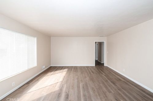 1220 Minaret Ave, Turlock CA  95380-5528 exterior