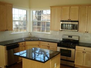 943 50th St, Austin TX  78751-2718 exterior