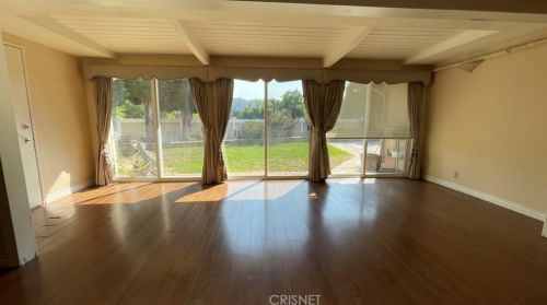 3800 Santa Carlotta St, Glendale CA 91214-1158 exterior