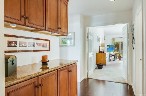 8 Dorchester, Irvine CA  92620-2614 exterior